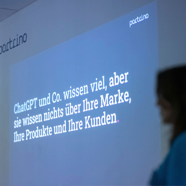 Präsentation zu Grenzen von Standard-KI im Marketing HERausragend Breakfast 2024